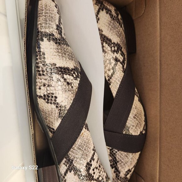 Clarks Collection Slip-On Loafers - Juliet Dahlia. NIB. Size 8.5 and 8.5 W - Picture 11 of 11